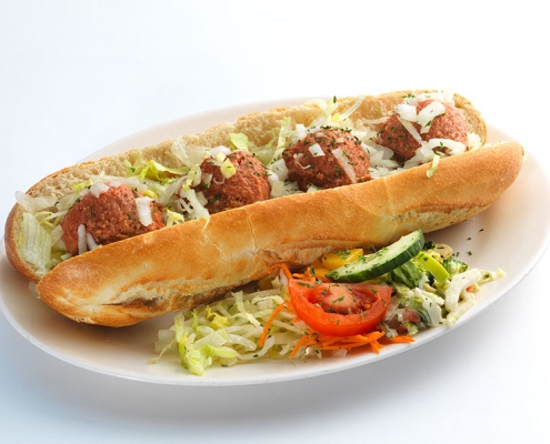 De viersprong stokbroodje filet americain