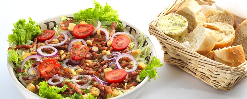 De viersprong maaltijdsalade spek